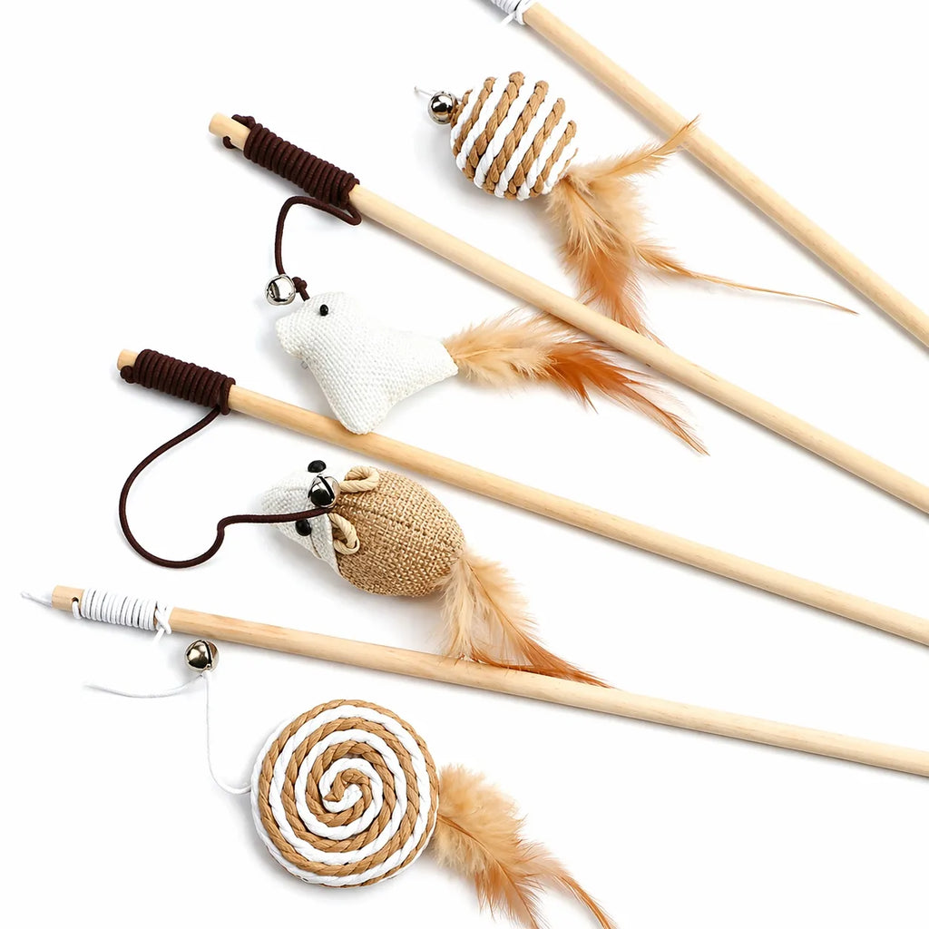 Canne à pêche chat en bois - Plumes naturelles et clochette