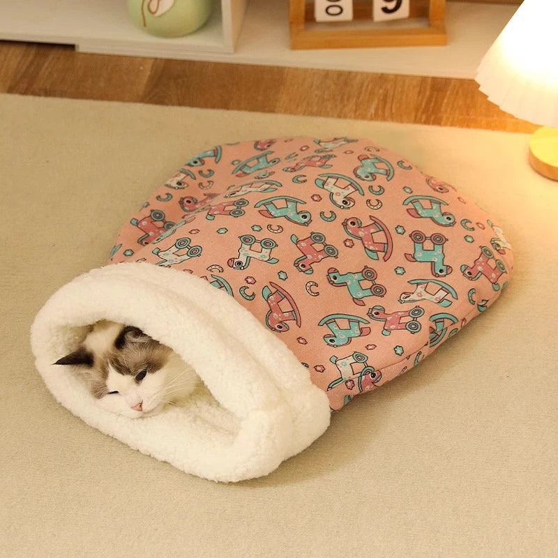 Panier chat grotte - Peluche douce hiver