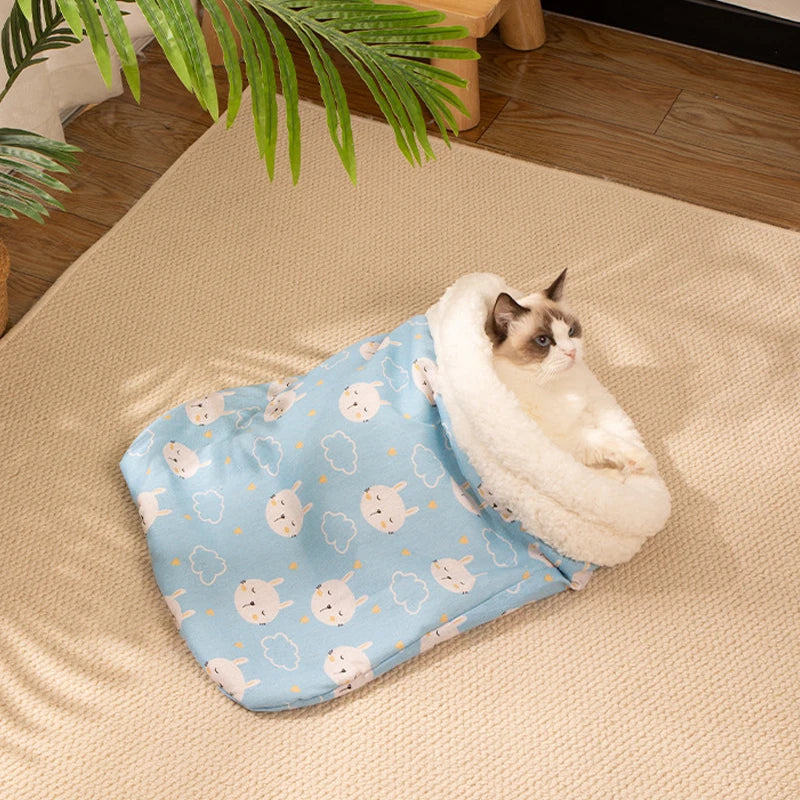 Panier chat grotte - Peluche douce hiver